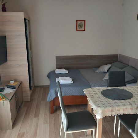 Apartament Jelenia Gora - Cieplice Exterior foto